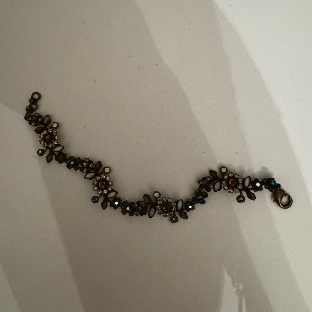 Cute floral bracelet